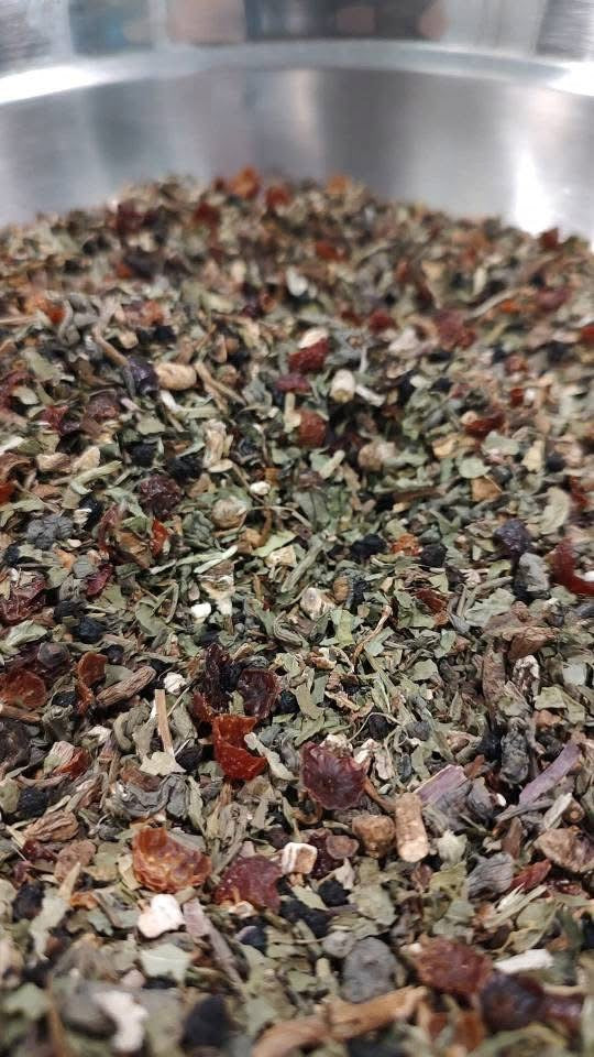 Dandelion Gunpowder Tea w/Rosehips and Elderberry